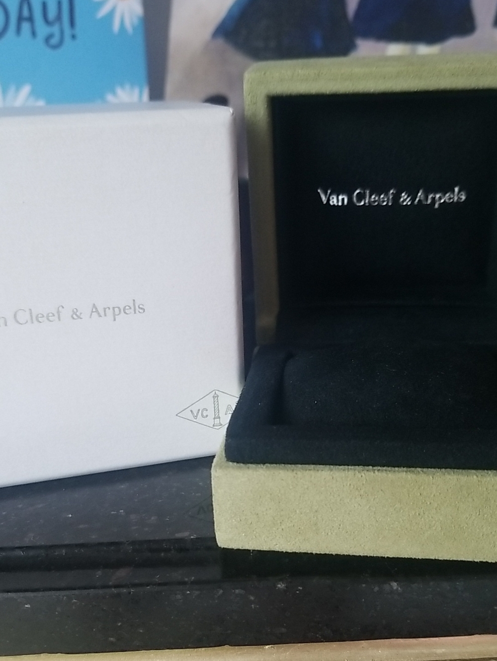 Van Cleef & Arpels Gift Box